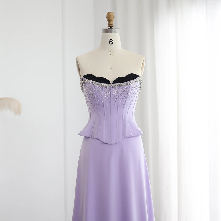 Vestido de Festa Lavanda Luxo com Corset Decorado com Cristais