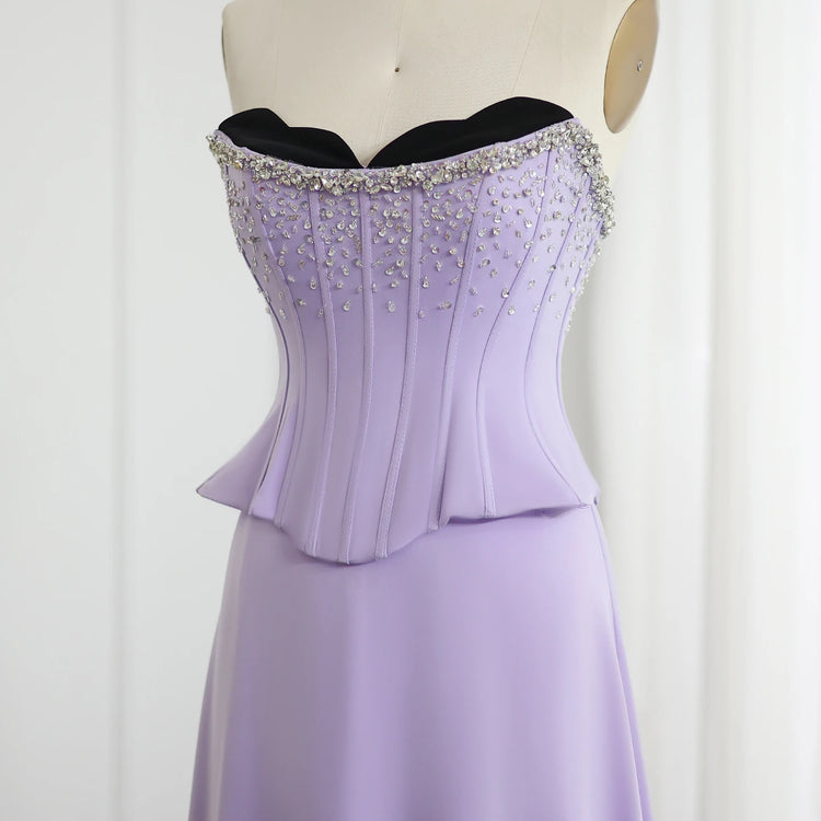 Vestido de Festa Lavanda Luxo com Corset Decorado com Cristais