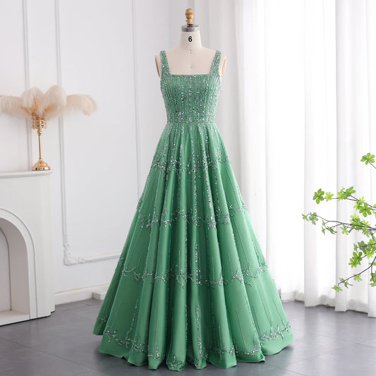 Vestido de Festa Verde Longo com Alça Estilo Spaghetti e Bordados