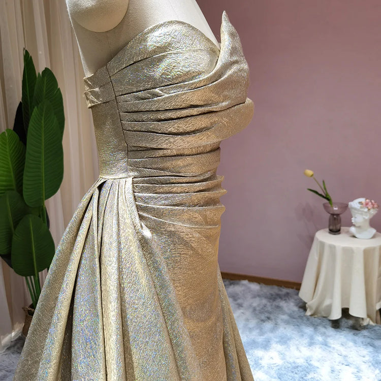 Vestido de Festa Sereia Dourado com Sobressaia Charme