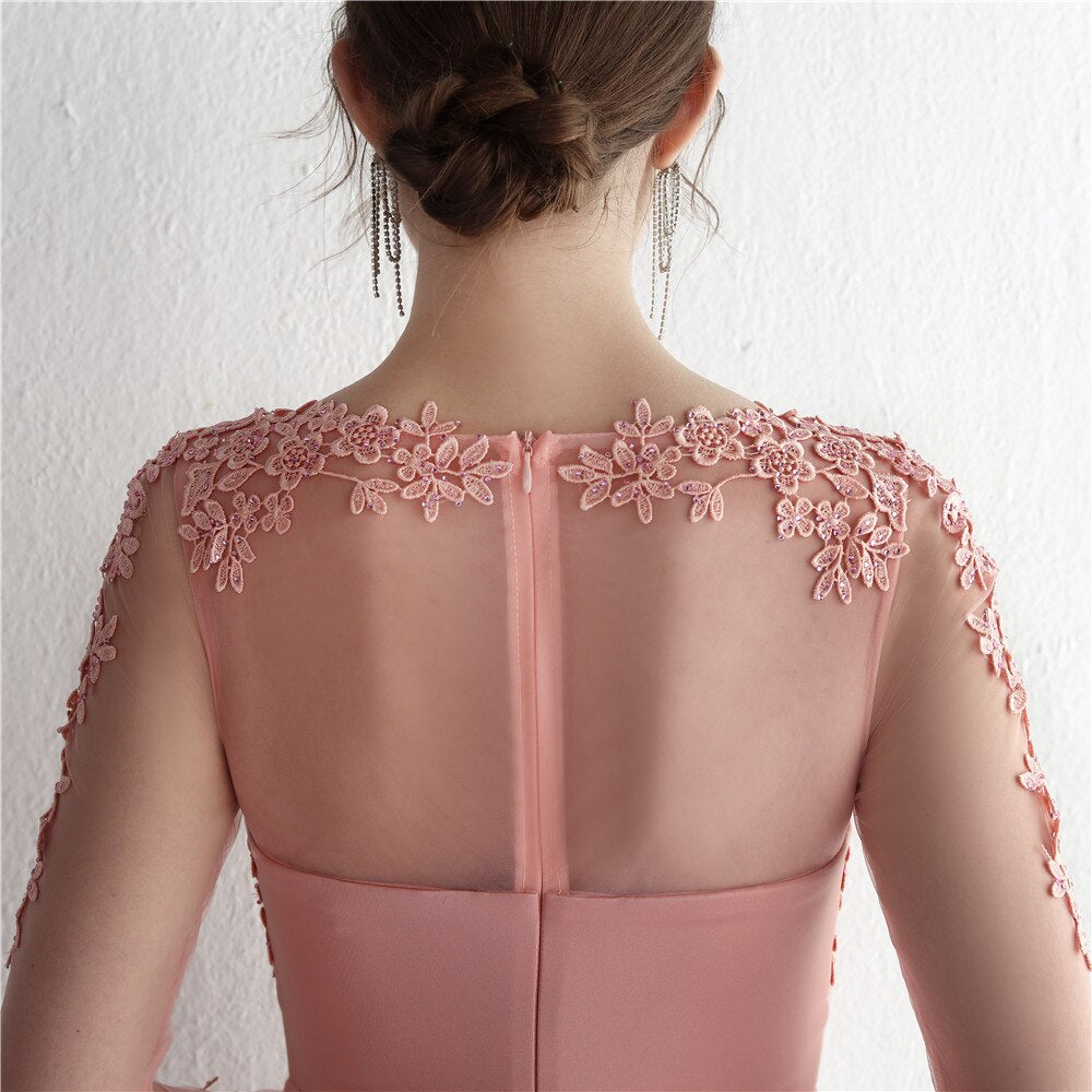 Vestido de Festa Longo com Detalhes em Renda e Apliques Florais Rosé –  Moncalieri